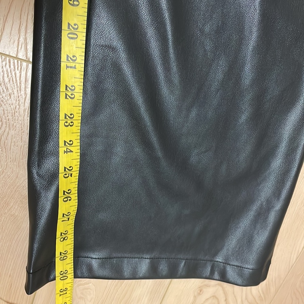 Avec Les Filles Black Faux Leather Cargo Wide Leg Pants S NWT - Picture 13 of 14